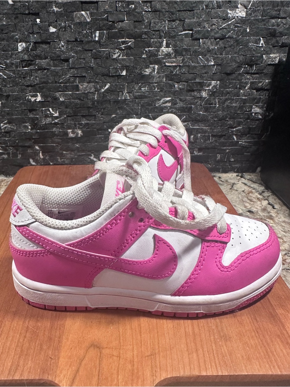 Nike Dunk Low Shoes Kids Size 11 Pink White Athletic Sneakers FB9108-102